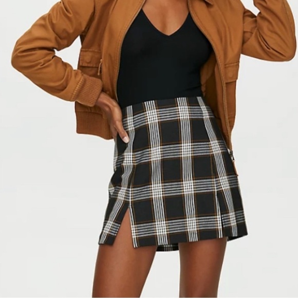 Aritzia Plaid Mini Skirt - Picture 4 of 4